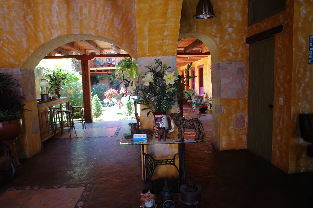 Hotel Posada Primavera San Cristóbal de Las Casas Екстериор снимка